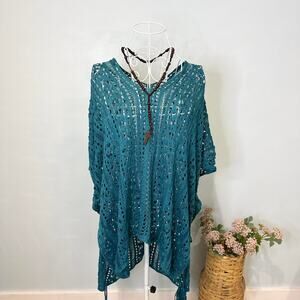 Stunning vintage y2k turquoise aqua blue crochet poncho
